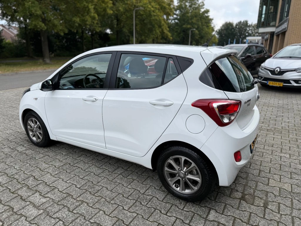 Hoofdafbeelding Hyundai i10