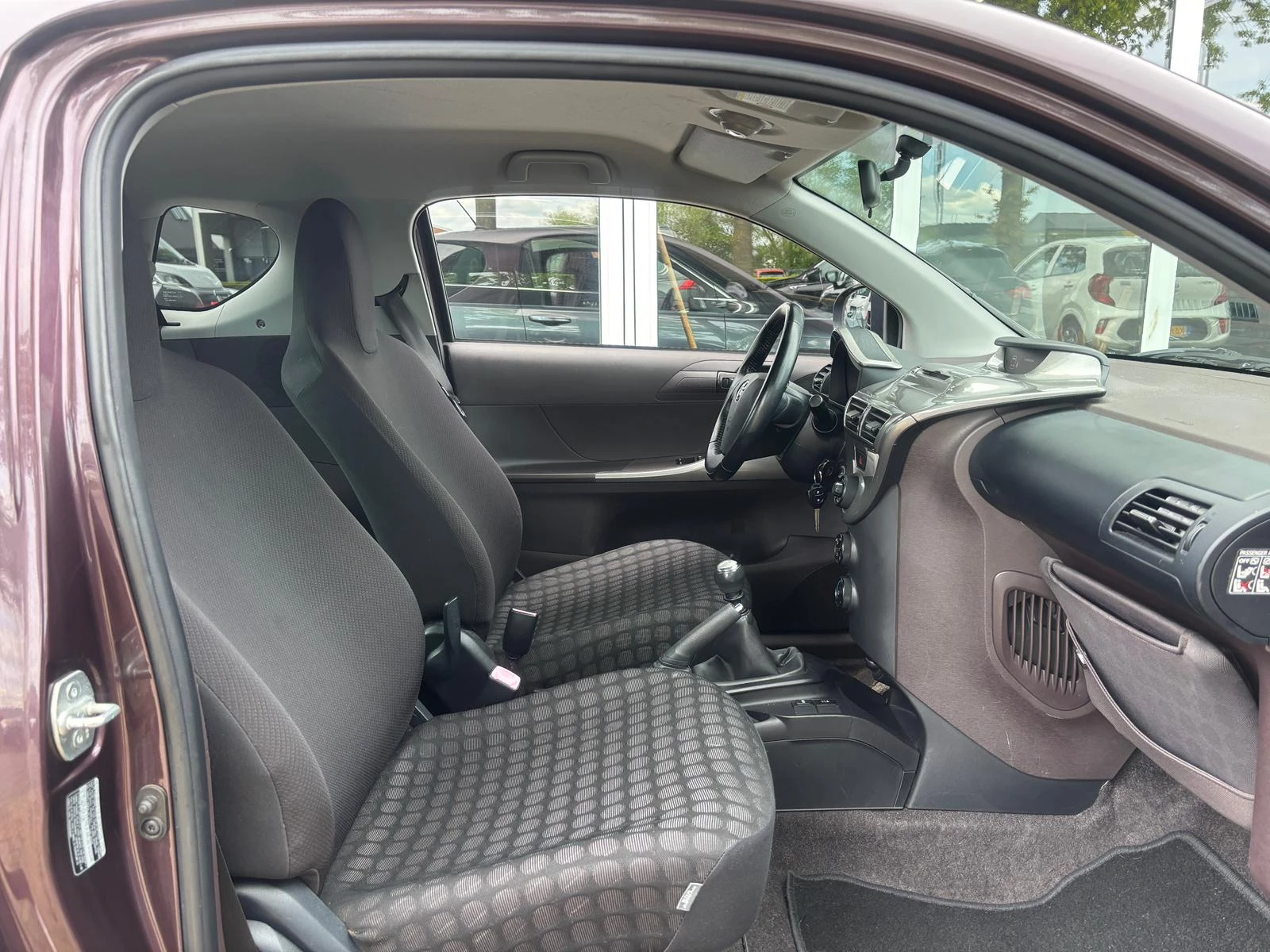 Hoofdafbeelding Toyota iQ
