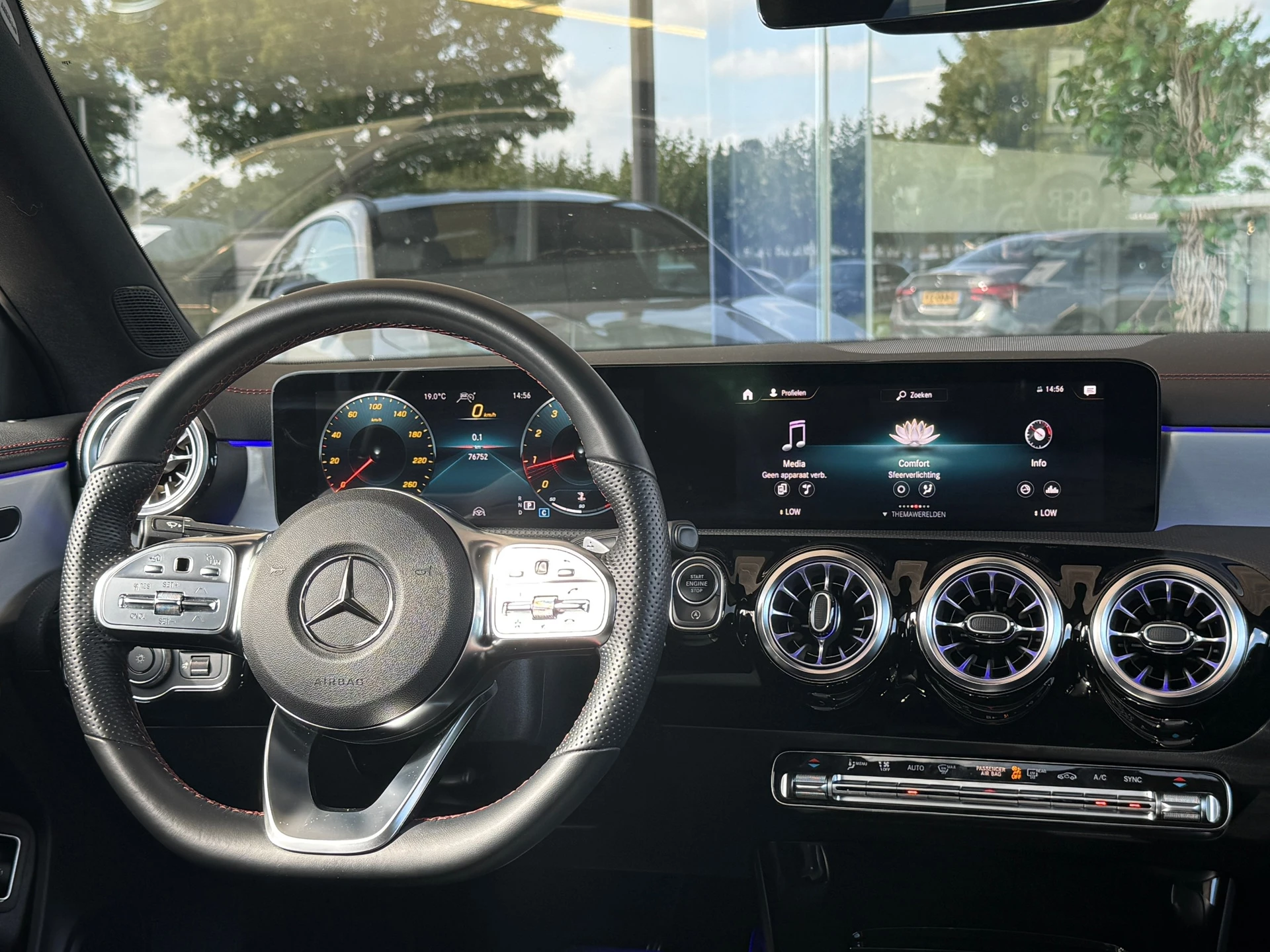 Hoofdafbeelding Mercedes-Benz CLA