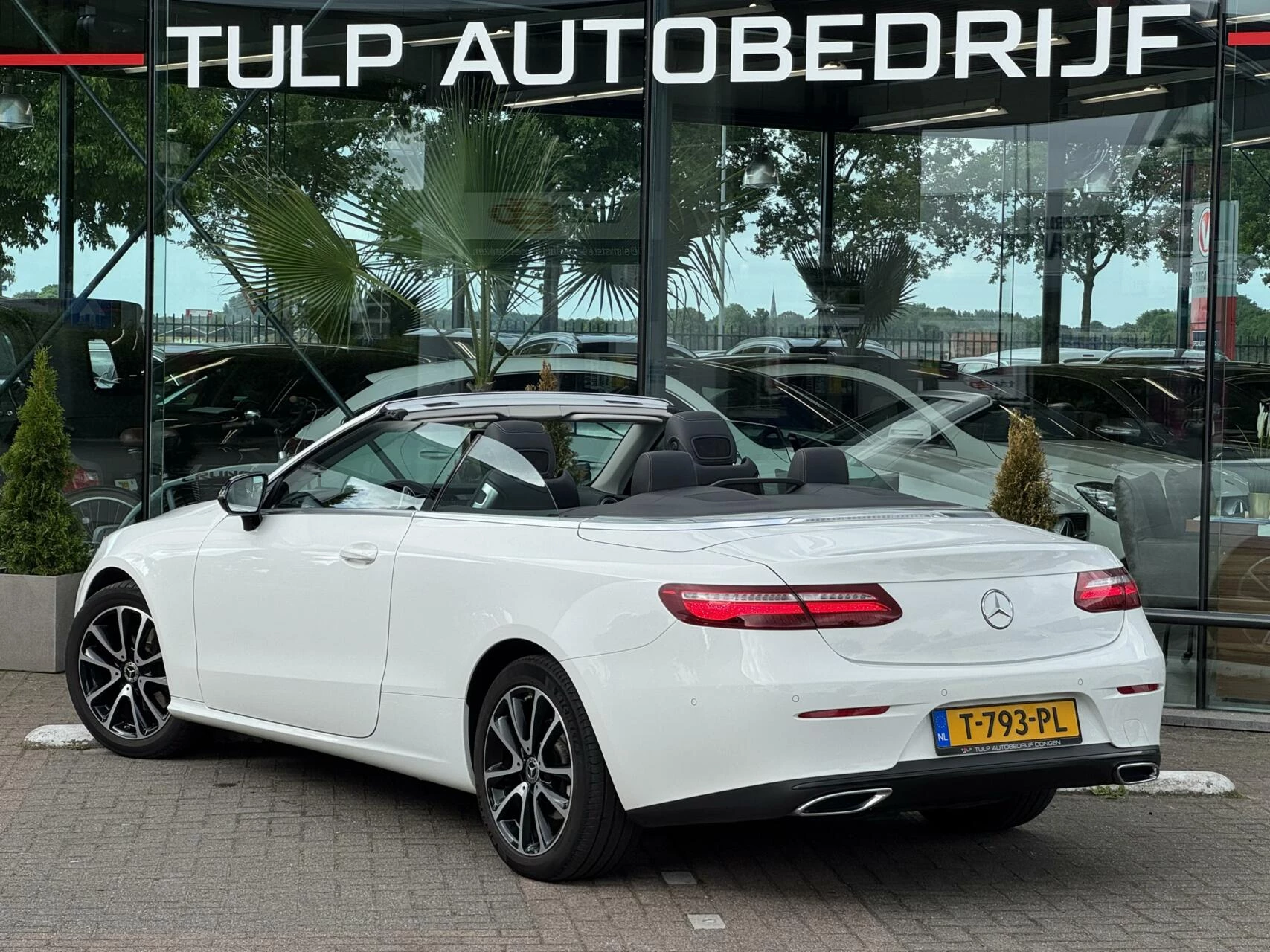 Hoofdafbeelding Mercedes-Benz E-Klasse