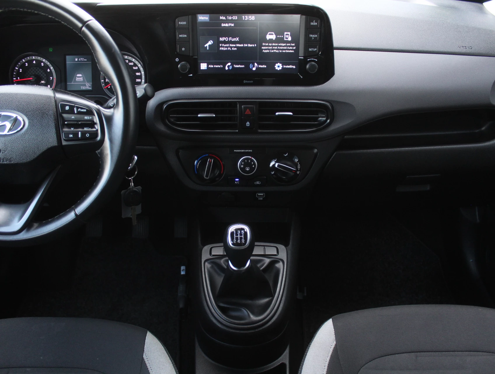 Hoofdafbeelding Hyundai i10