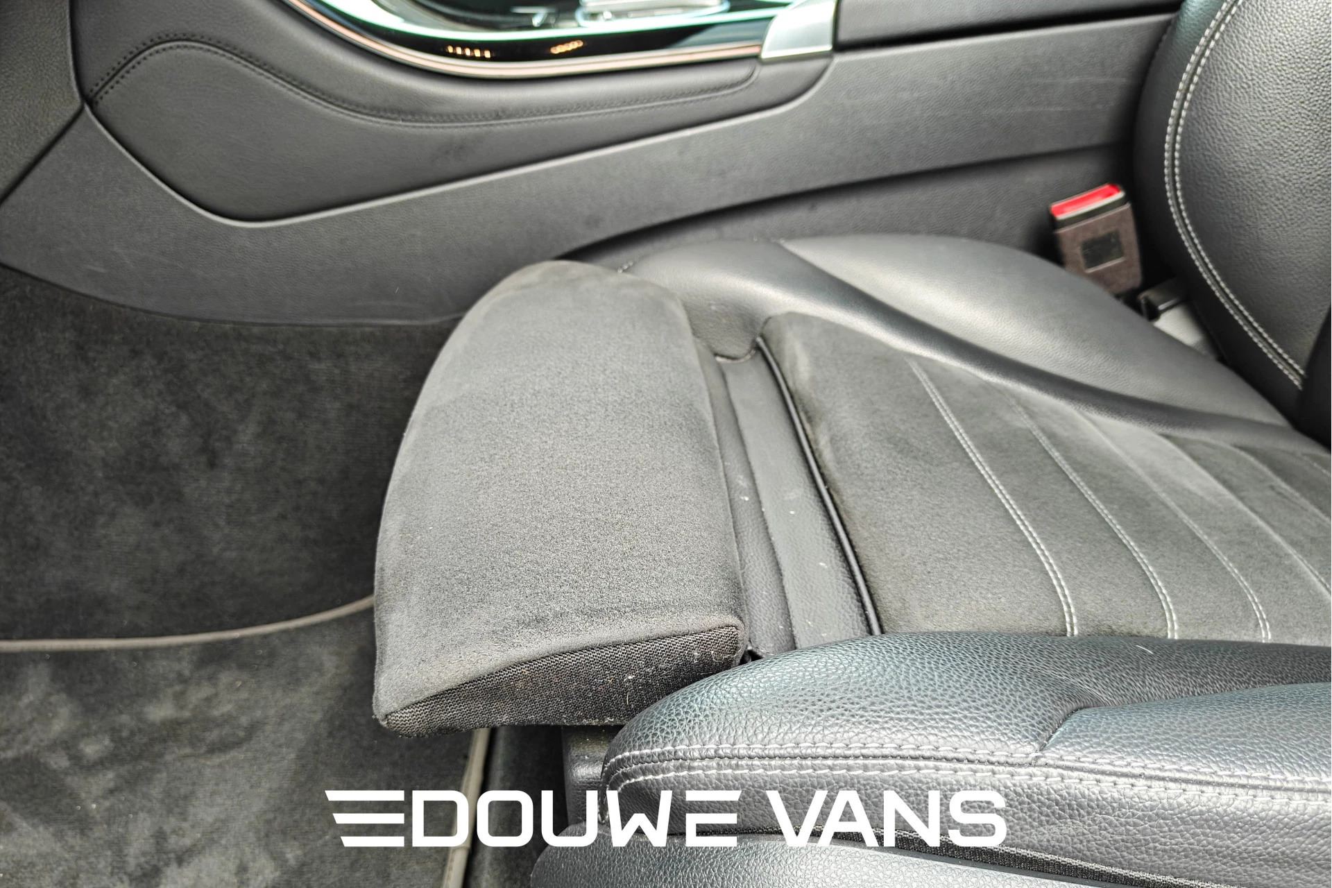 Hoofdafbeelding Mercedes-Benz EQC