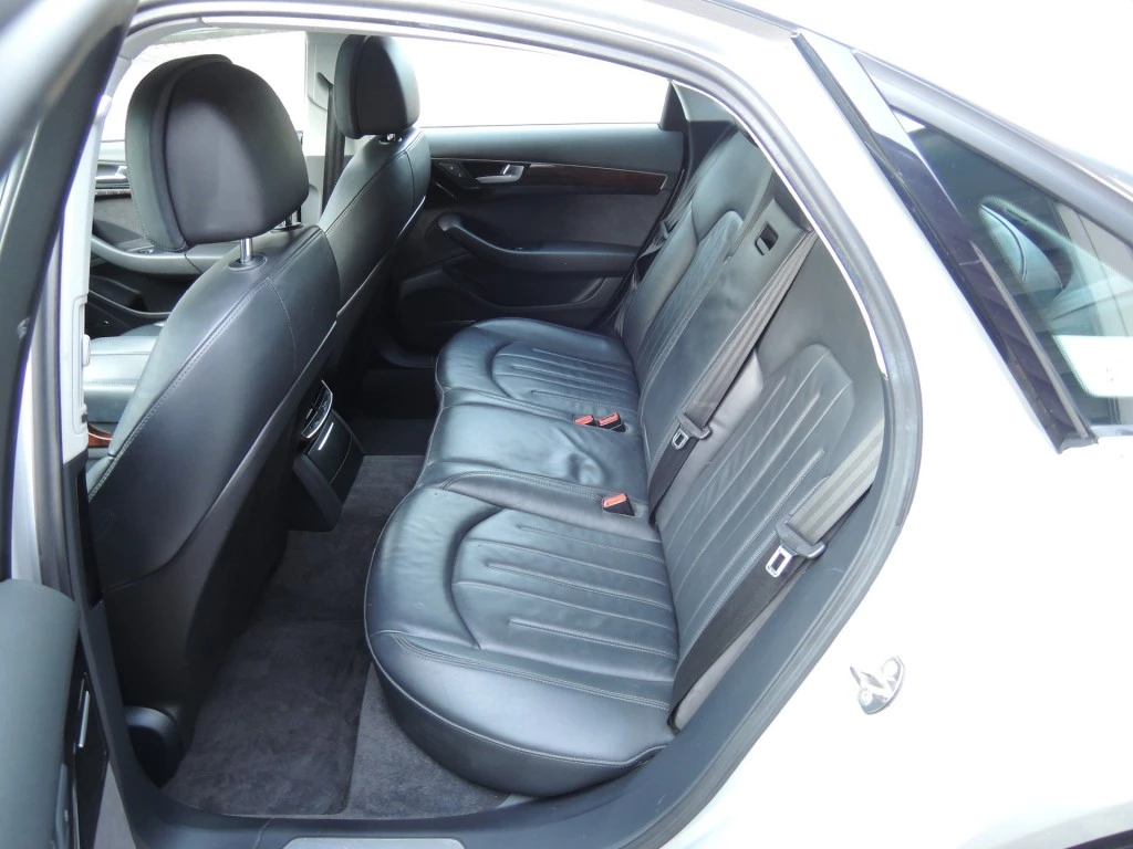 Hoofdafbeelding Audi A8