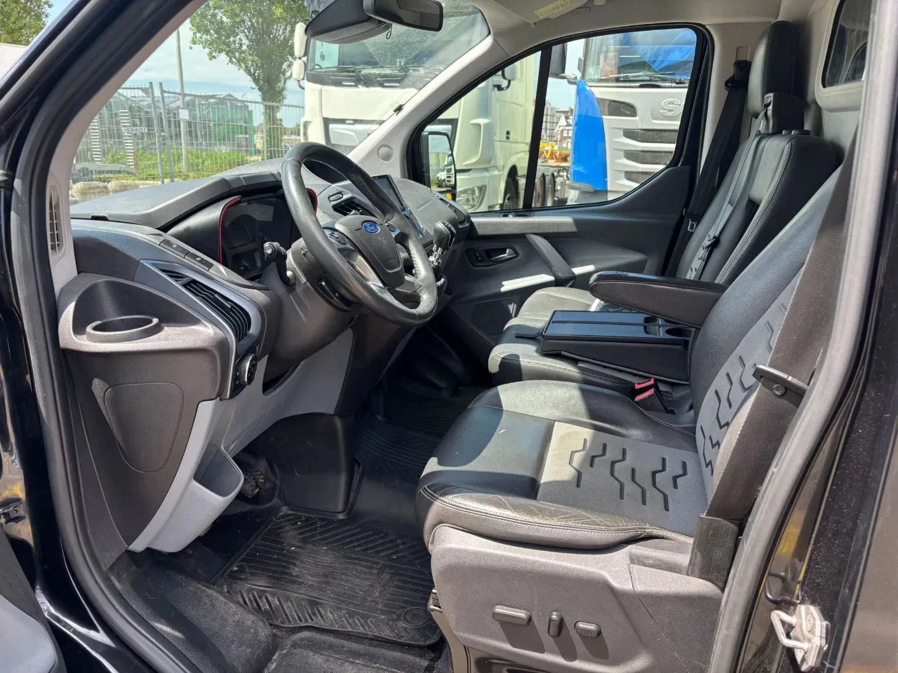 Hoofdafbeelding Ford Transit Custom