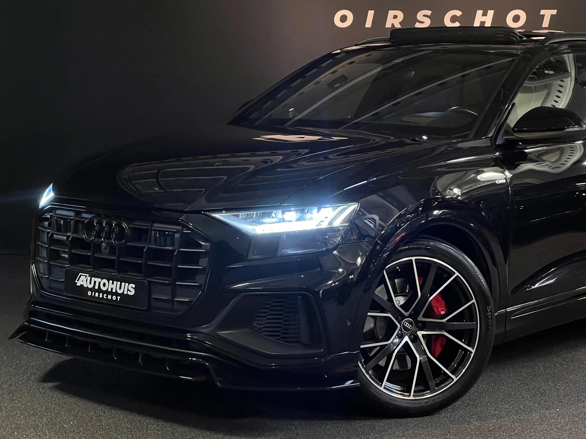 Hoofdafbeelding Audi Q8