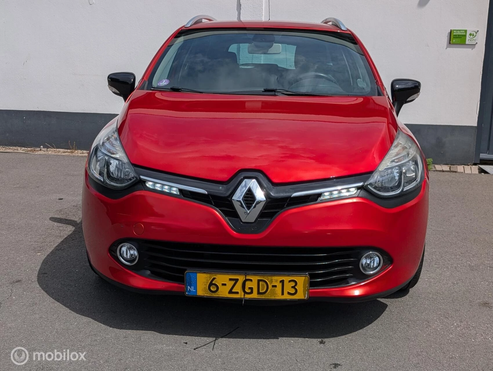 Hoofdafbeelding Renault Clio