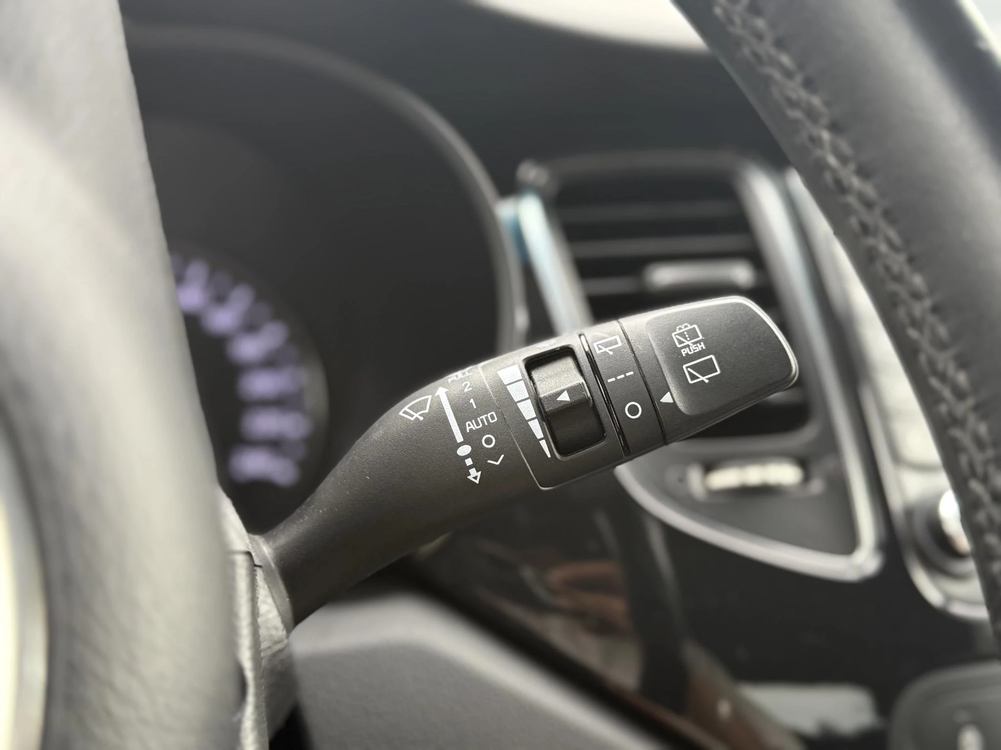 Hoofdafbeelding Kia Carens