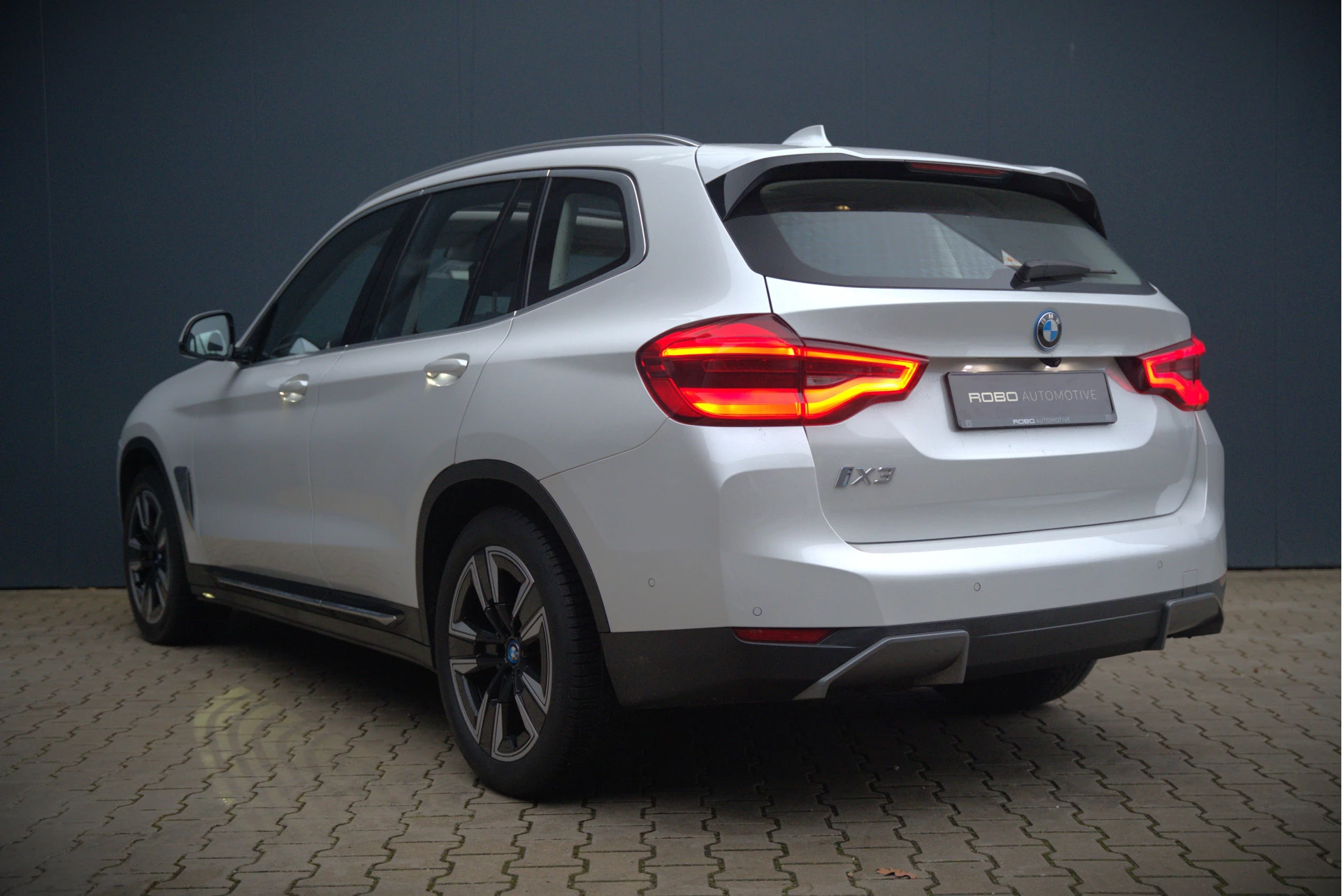 Hoofdafbeelding BMW iX3