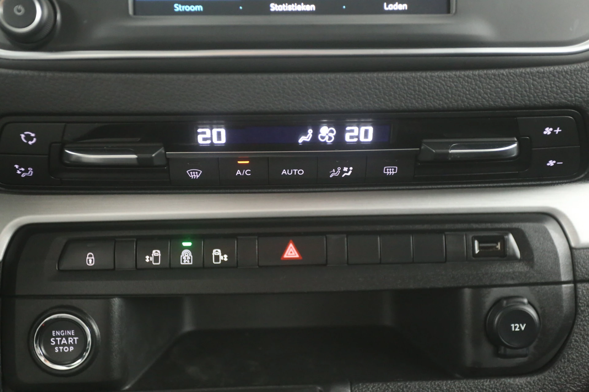 Hoofdafbeelding Peugeot e-Traveller
