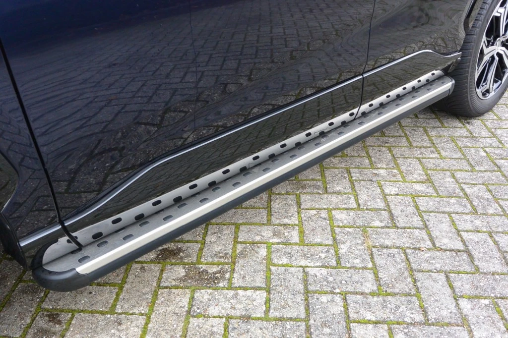 Hoofdafbeelding Suzuki Across