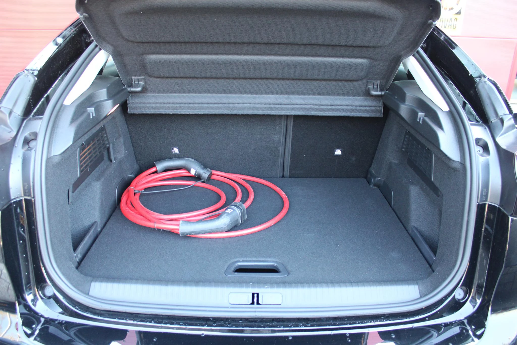 Hoofdafbeelding Citroën ë-C4