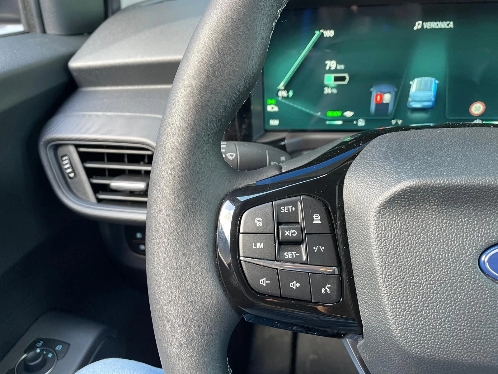 Hoofdafbeelding Ford E-Transit Courier