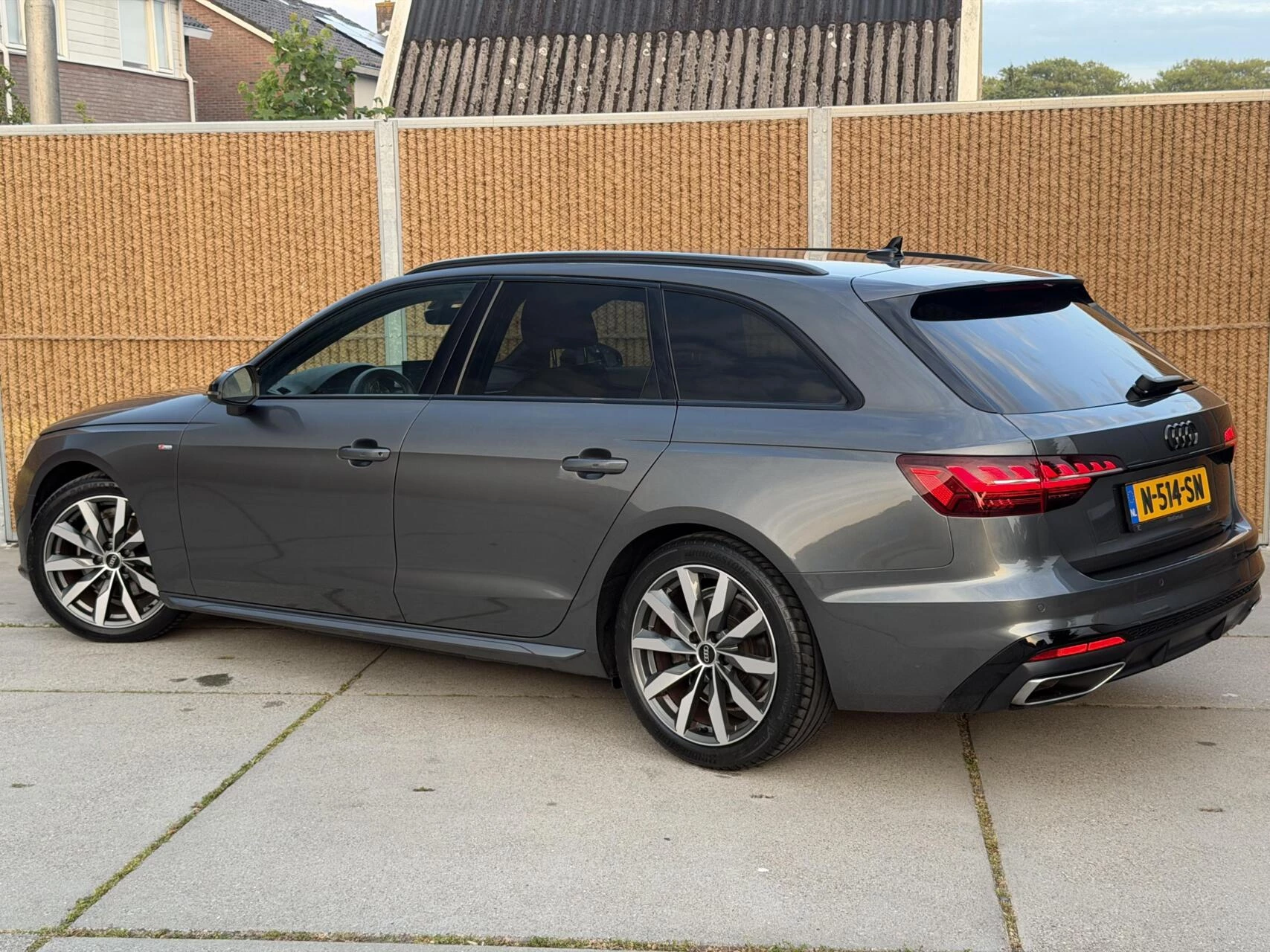 Hoofdafbeelding Audi A4