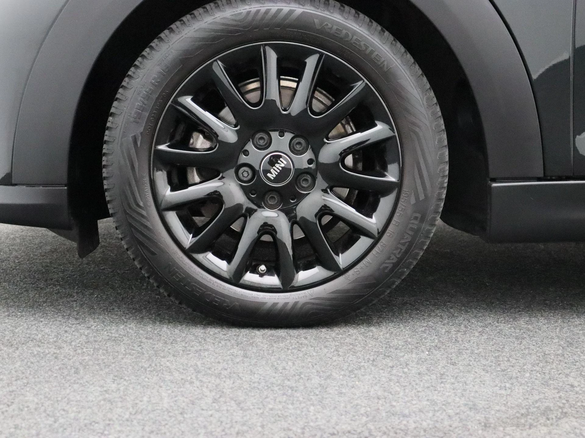 Hoofdafbeelding MINI 5-deurs