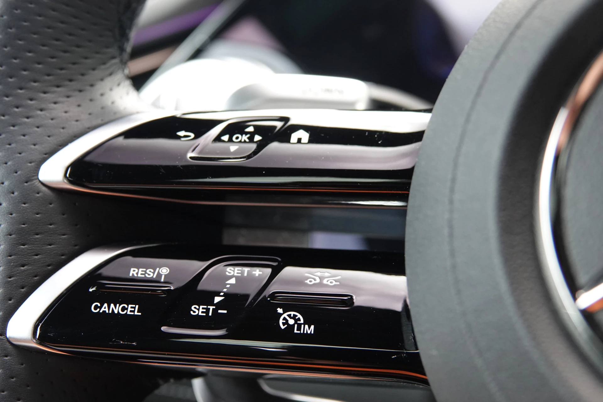 Hoofdafbeelding Mercedes-Benz EQS