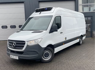 Hoofdafbeelding Mercedes-Benz Sprinter Mercedes-Benz Sprinter L3 H2 Automaat 317 MBUX Fabrieksgarantie 170PK Koelwagen Carrier Xarios 350 Dag & Nachtkoeling BPM Vrij 