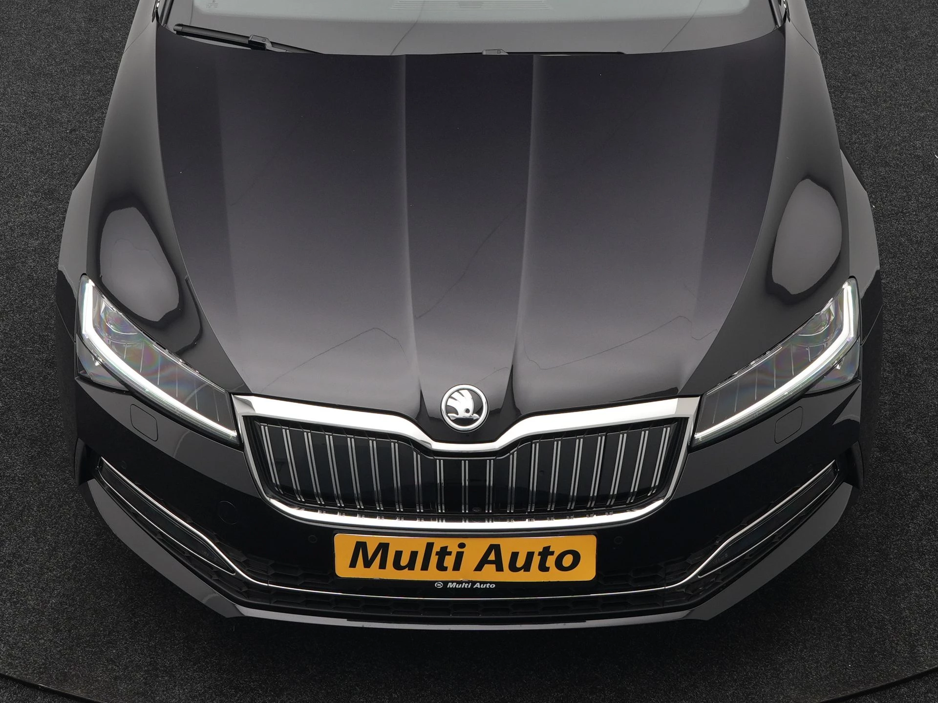 Hoofdafbeelding Škoda Superb