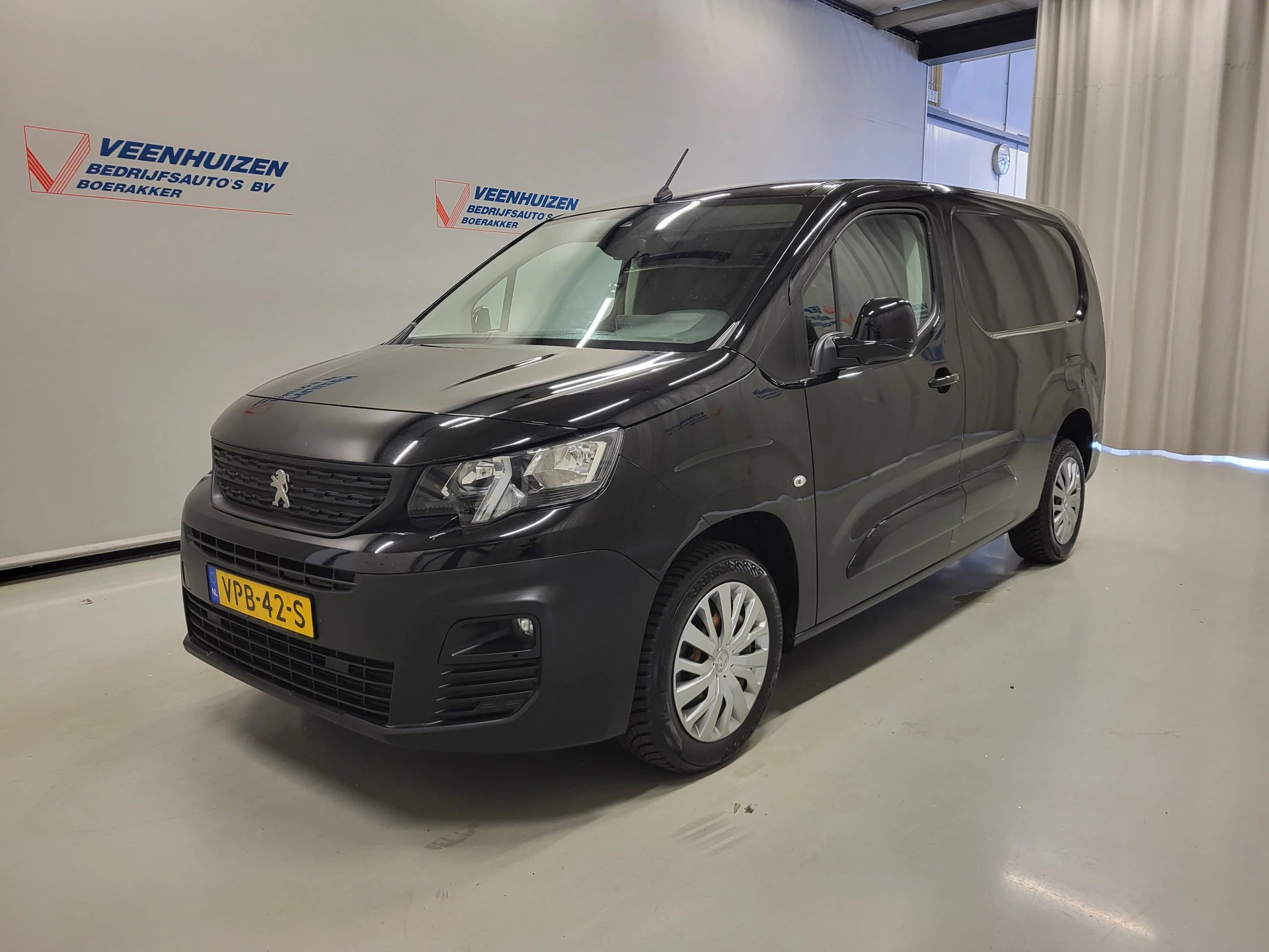 Hoofdafbeelding Peugeot Partner