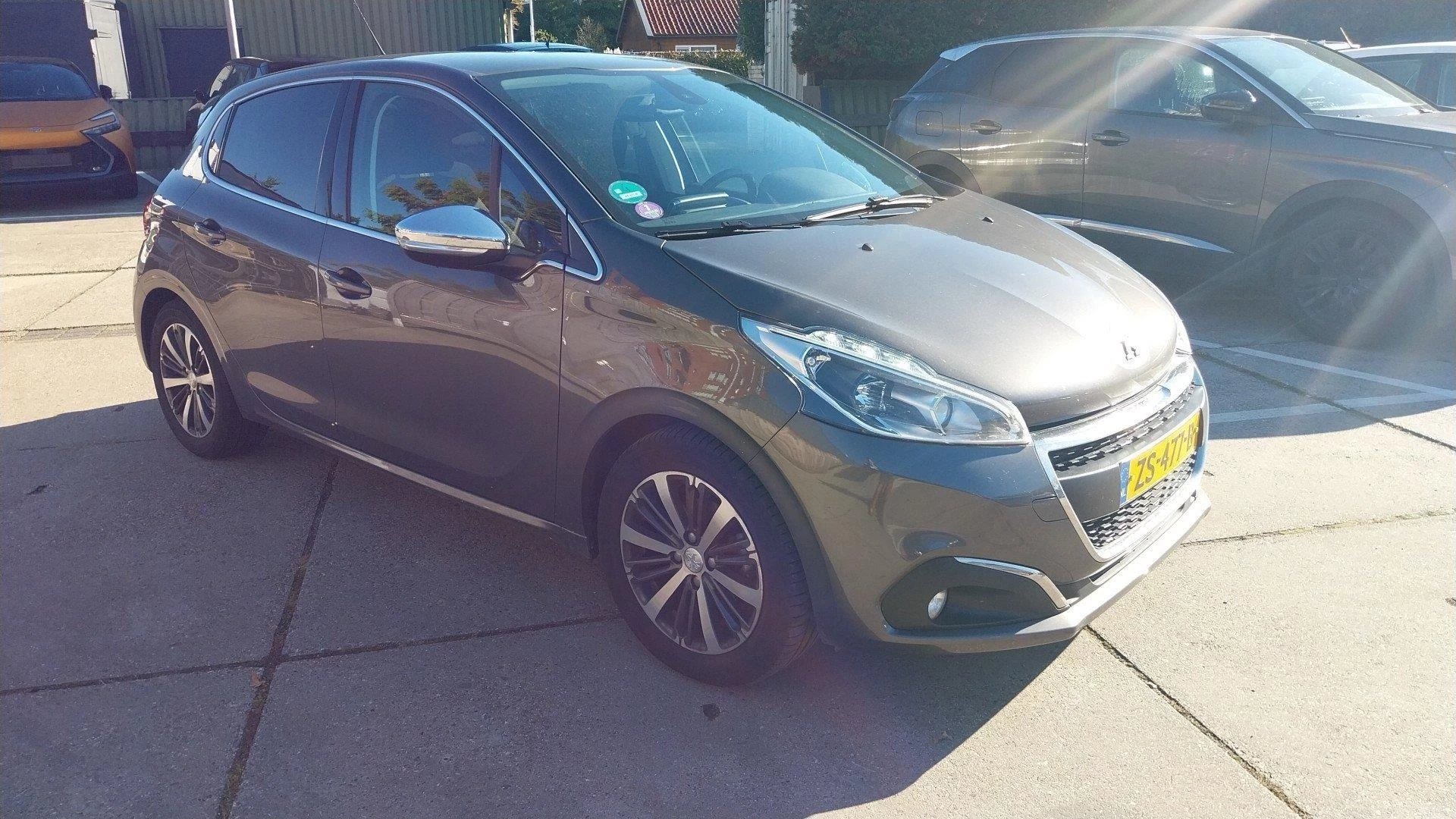 Hoofdafbeelding Peugeot 208