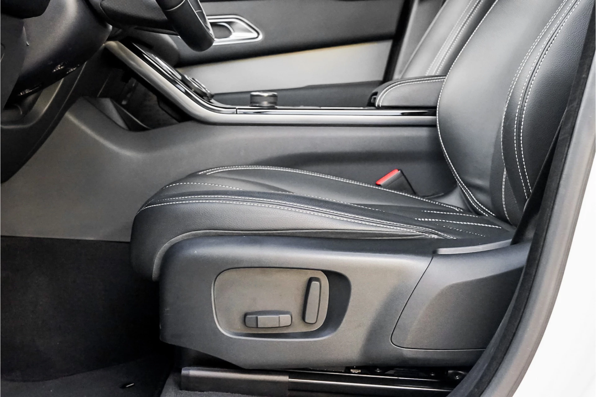 Hoofdafbeelding Land Rover Range Rover Velar