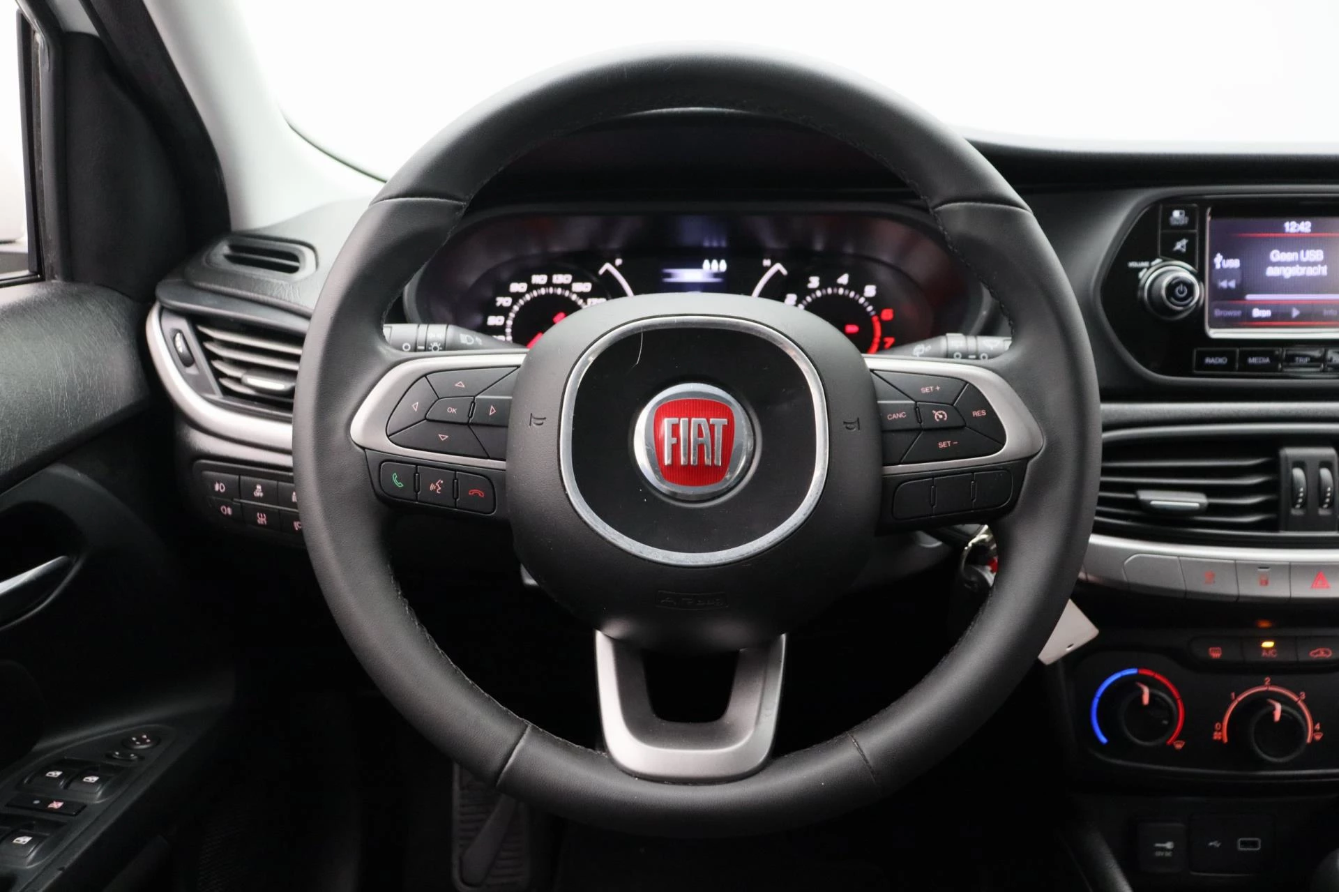 Hoofdafbeelding Fiat Tipo