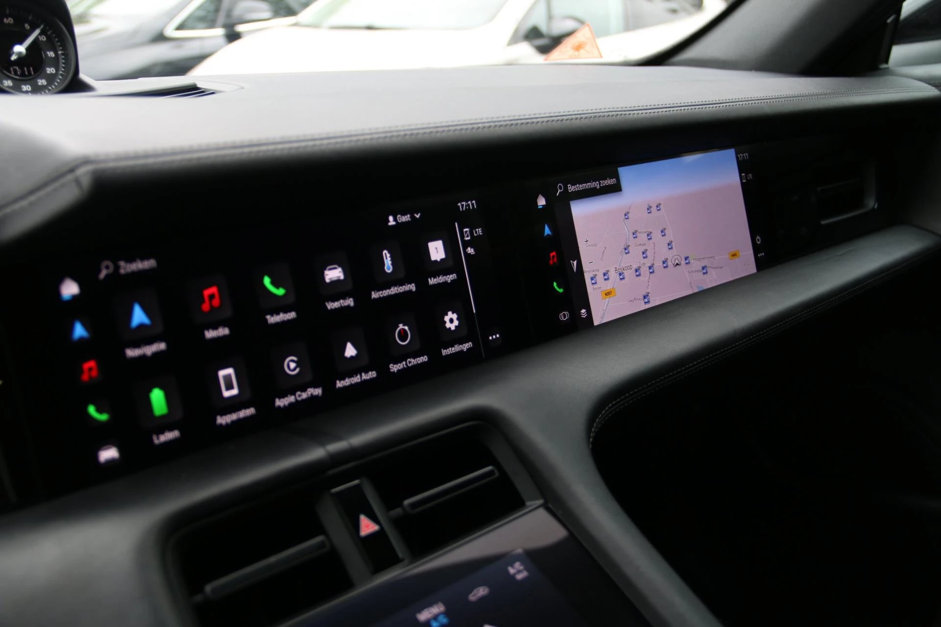 Hoofdafbeelding Porsche Taycan