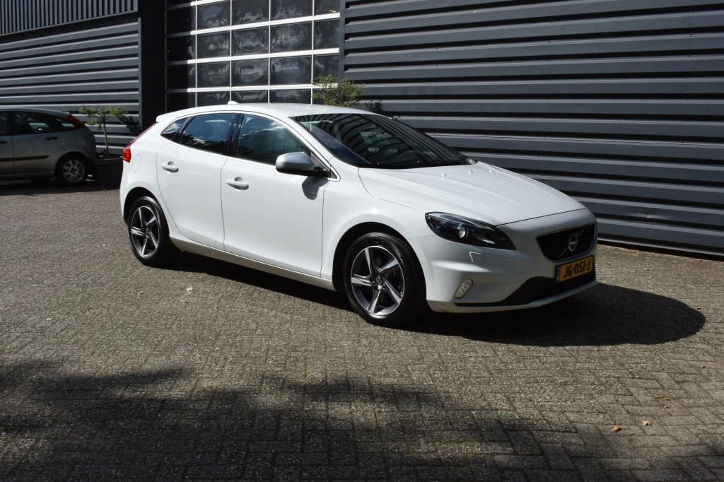 Hoofdafbeelding Volvo V40