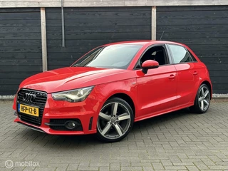 Hoofdafbeelding Audi A1 Sportback Audi A1 Sportback 1.2 TFSI S-Line Red Ribbon / S1 bumpers / 45.154 KM 1e eigenaar