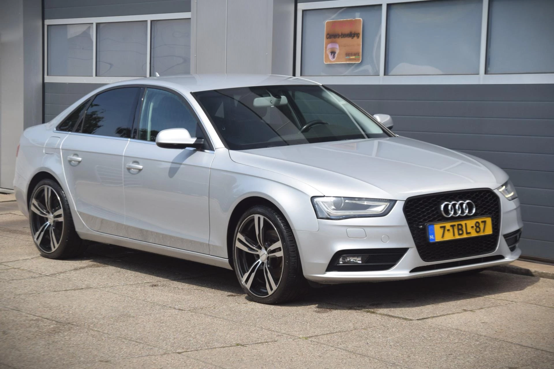 Hoofdafbeelding Audi A4
