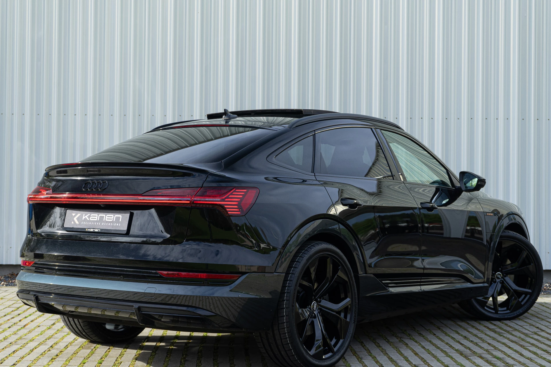 Hoofdafbeelding Audi e-tron