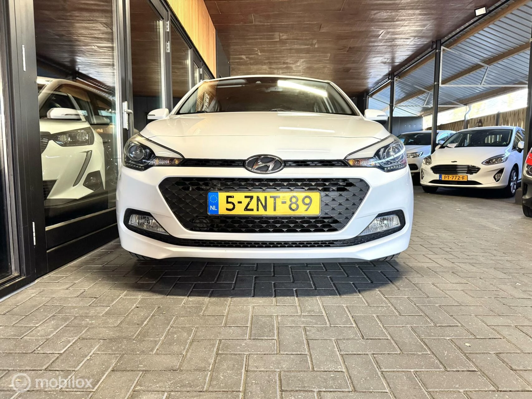 Hoofdafbeelding Hyundai i20