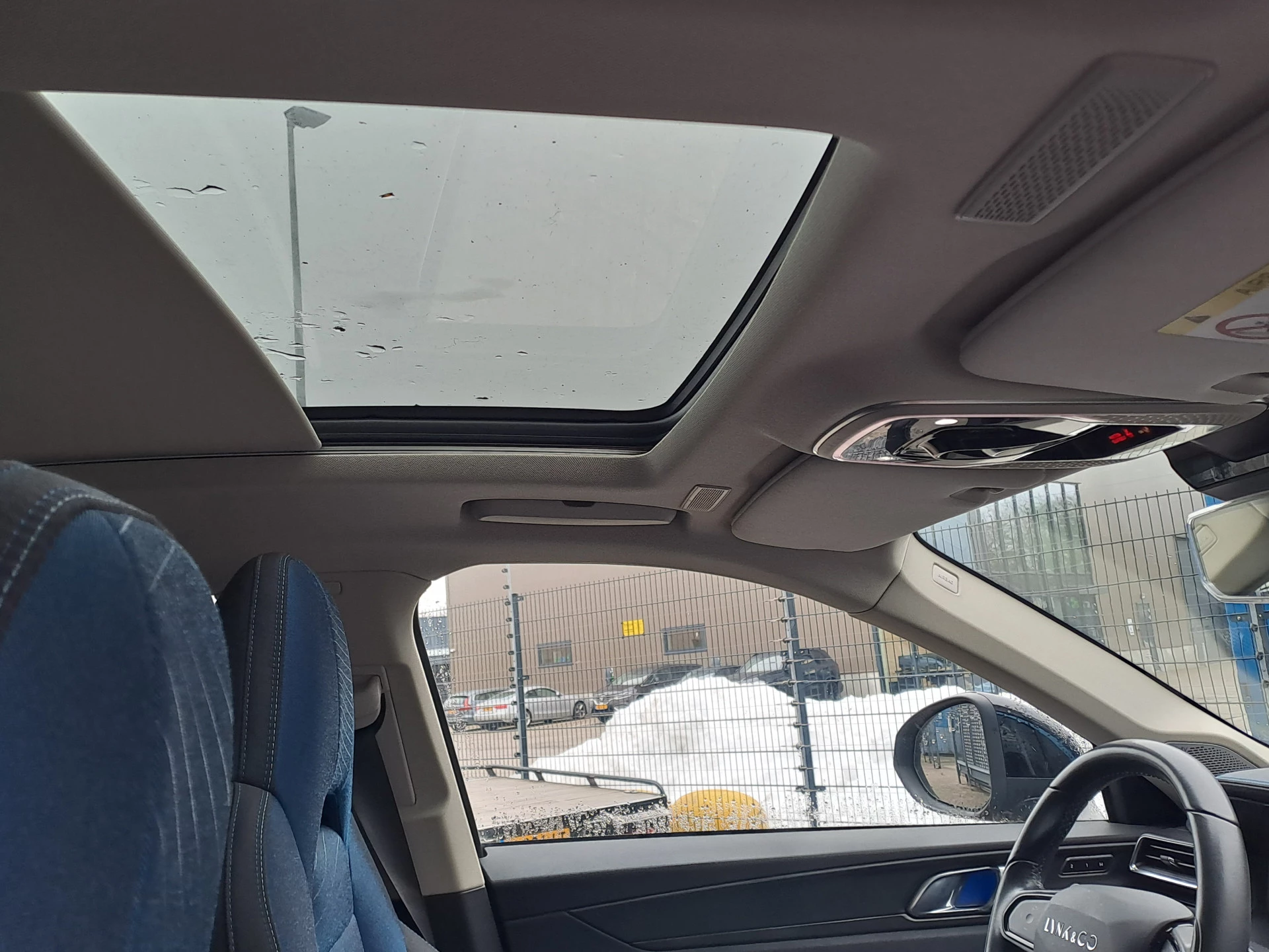 Hoofdafbeelding Lynk & Co 01