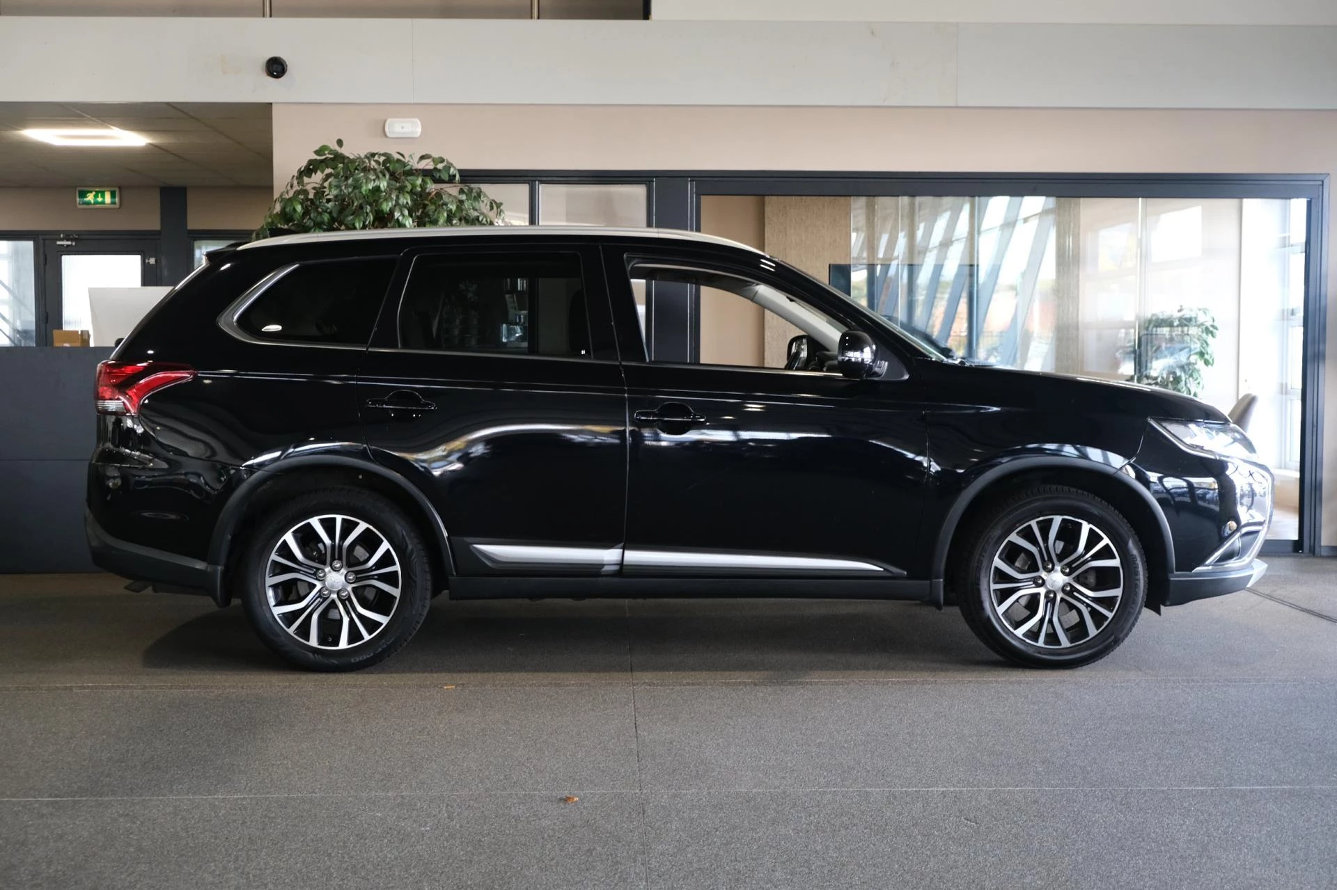 Hoofdafbeelding Mitsubishi Outlander