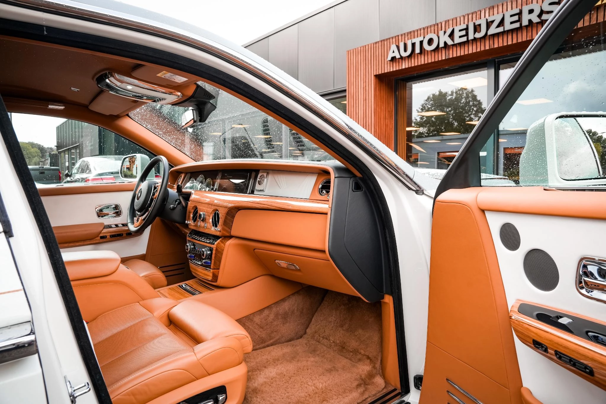 Hoofdafbeelding Rolls-Royce Phantom