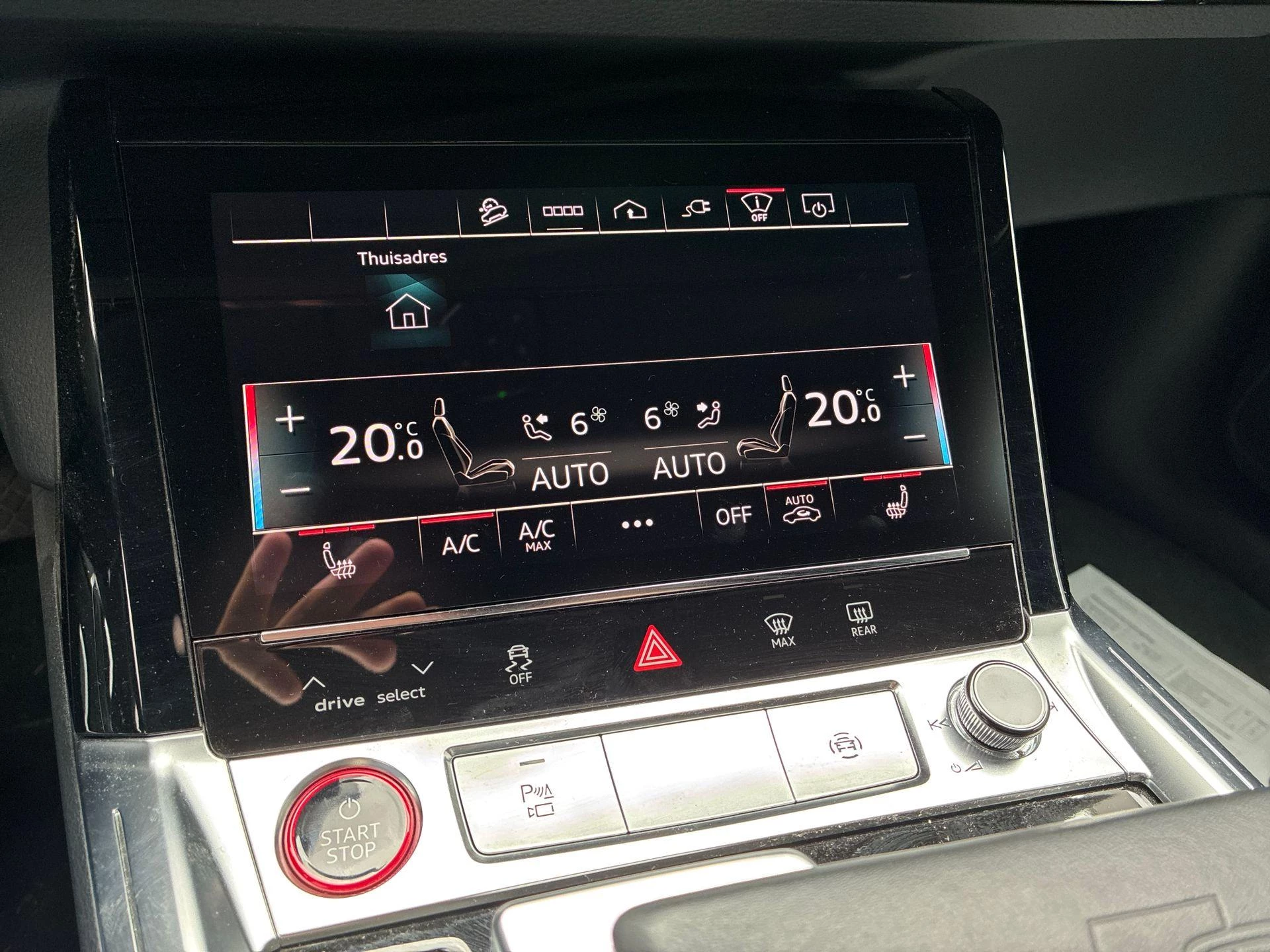 Hoofdafbeelding Audi e-tron