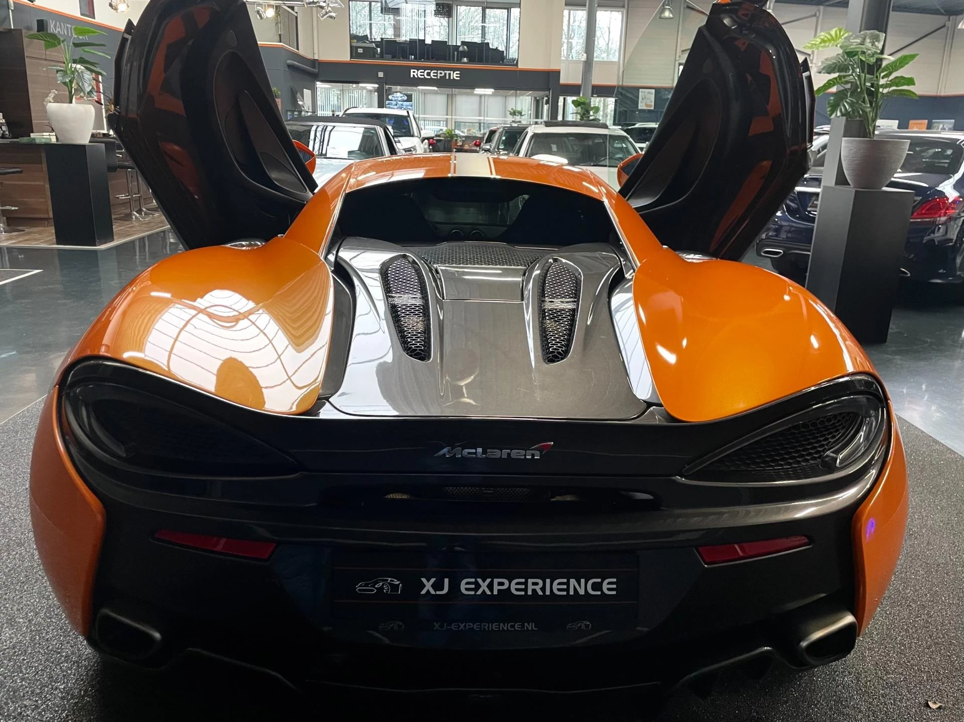 Hoofdafbeelding McLaren 570S