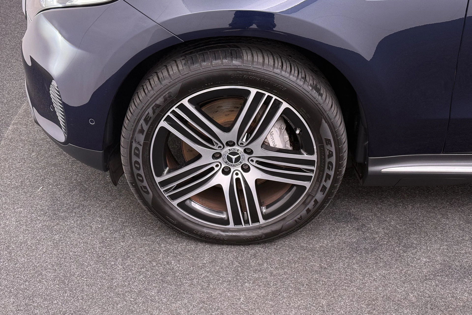 Hoofdafbeelding Mercedes-Benz EQC