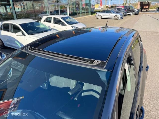 Hoofdafbeelding Kia Venga