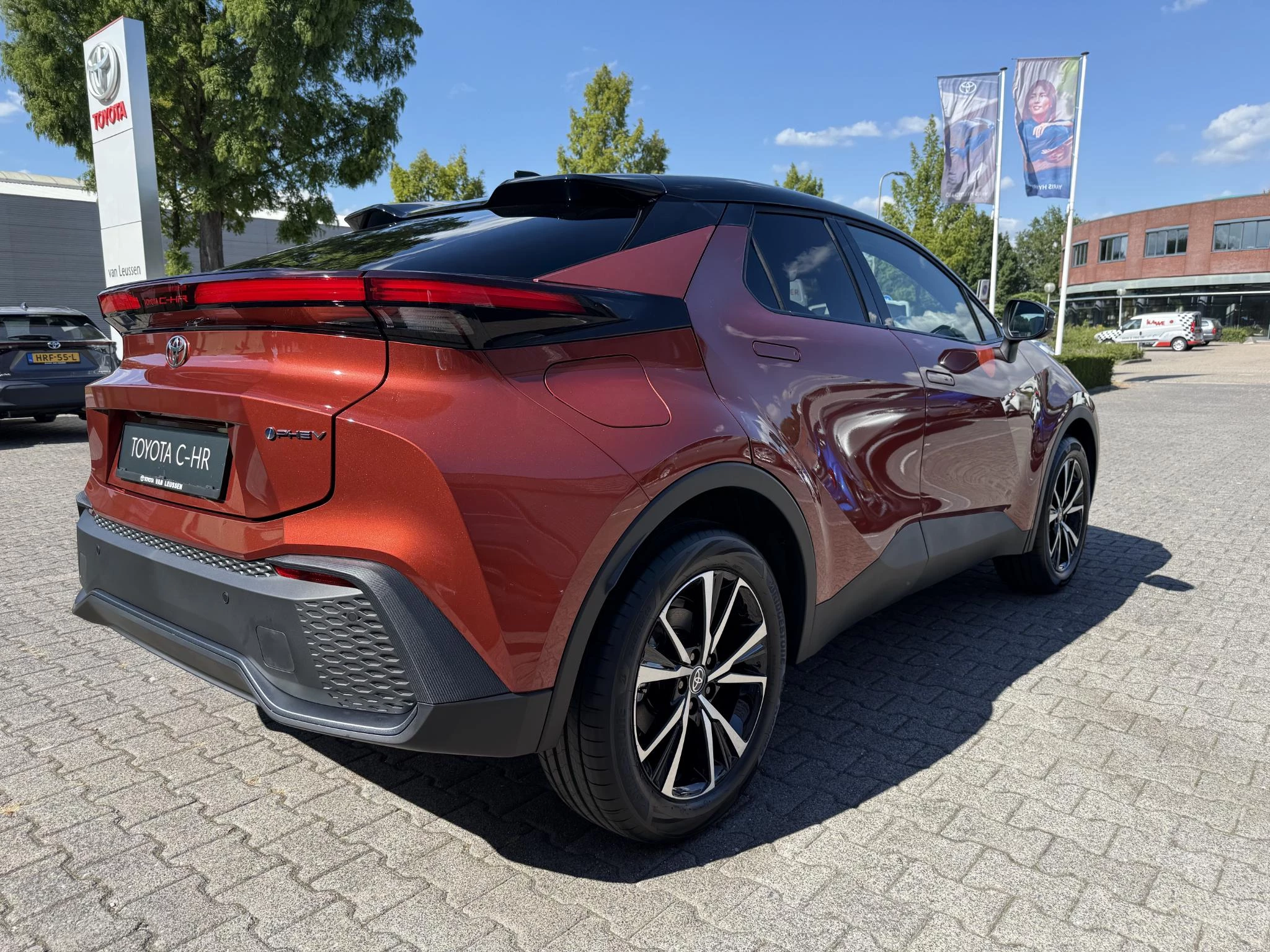 Hoofdafbeelding Toyota C-HR