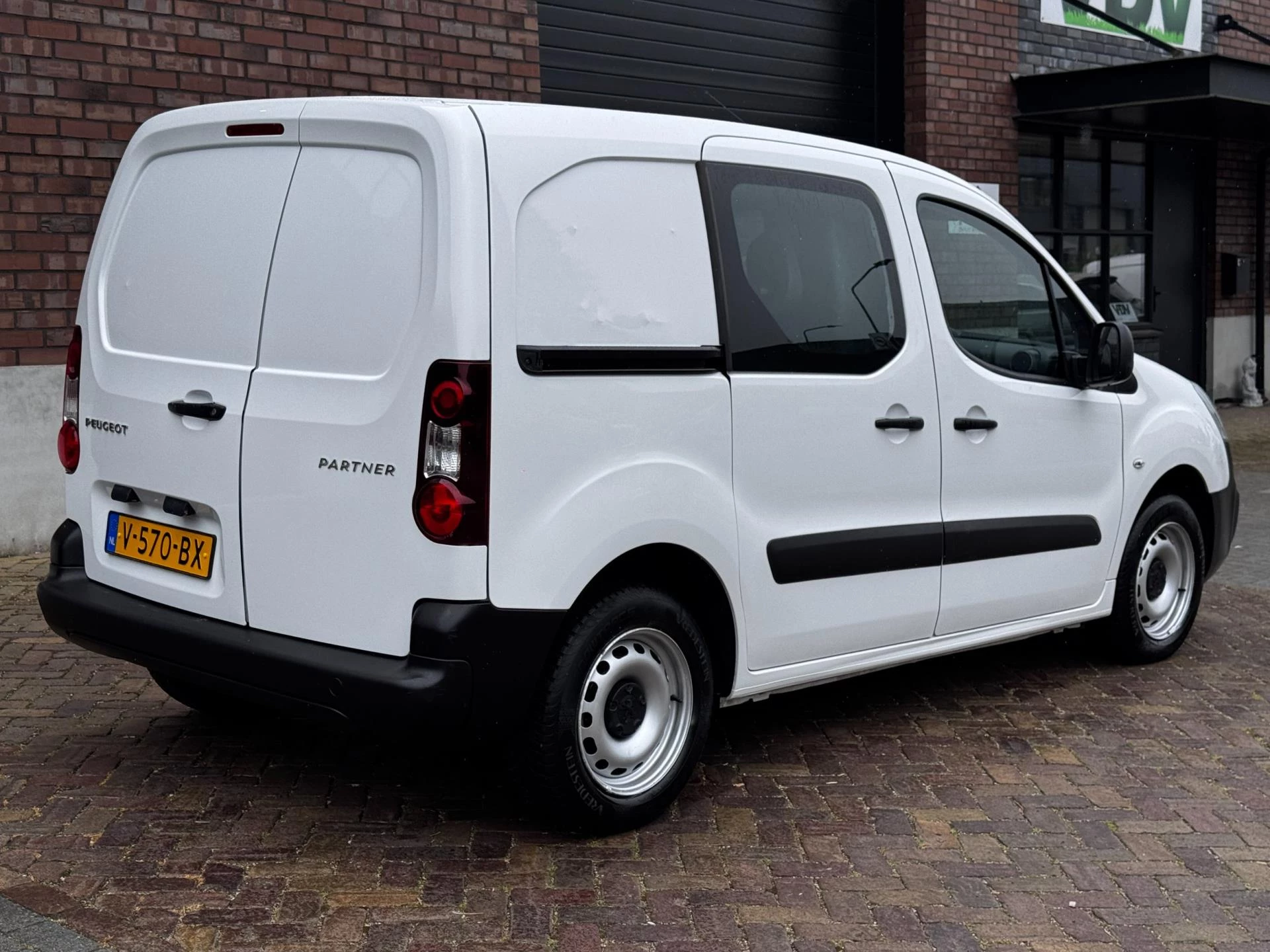 Hoofdafbeelding Peugeot Partner