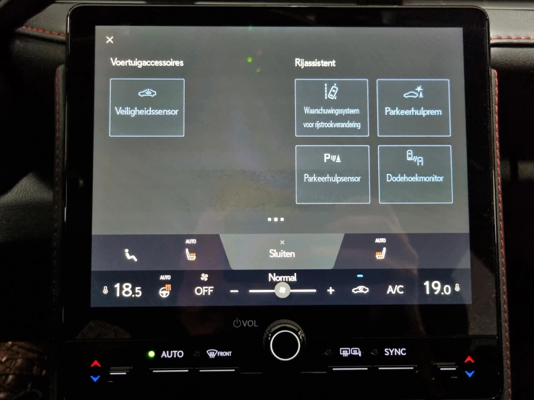 Hoofdafbeelding Lexus LBX