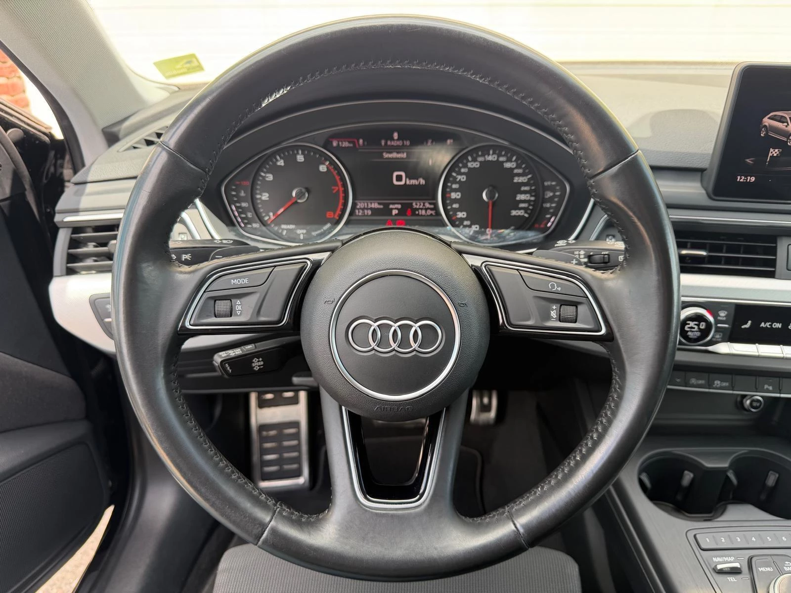 Hoofdafbeelding Audi A4