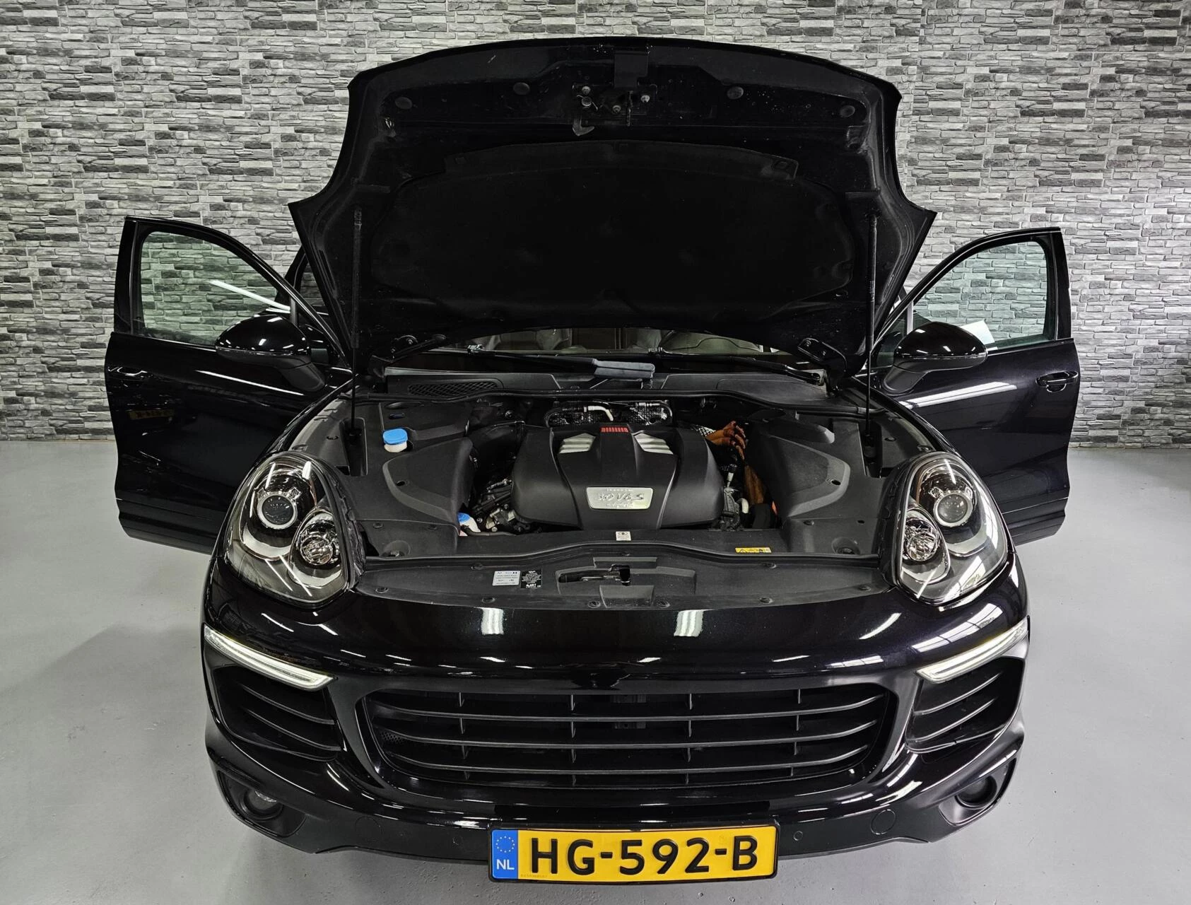 Hoofdafbeelding Porsche Cayenne