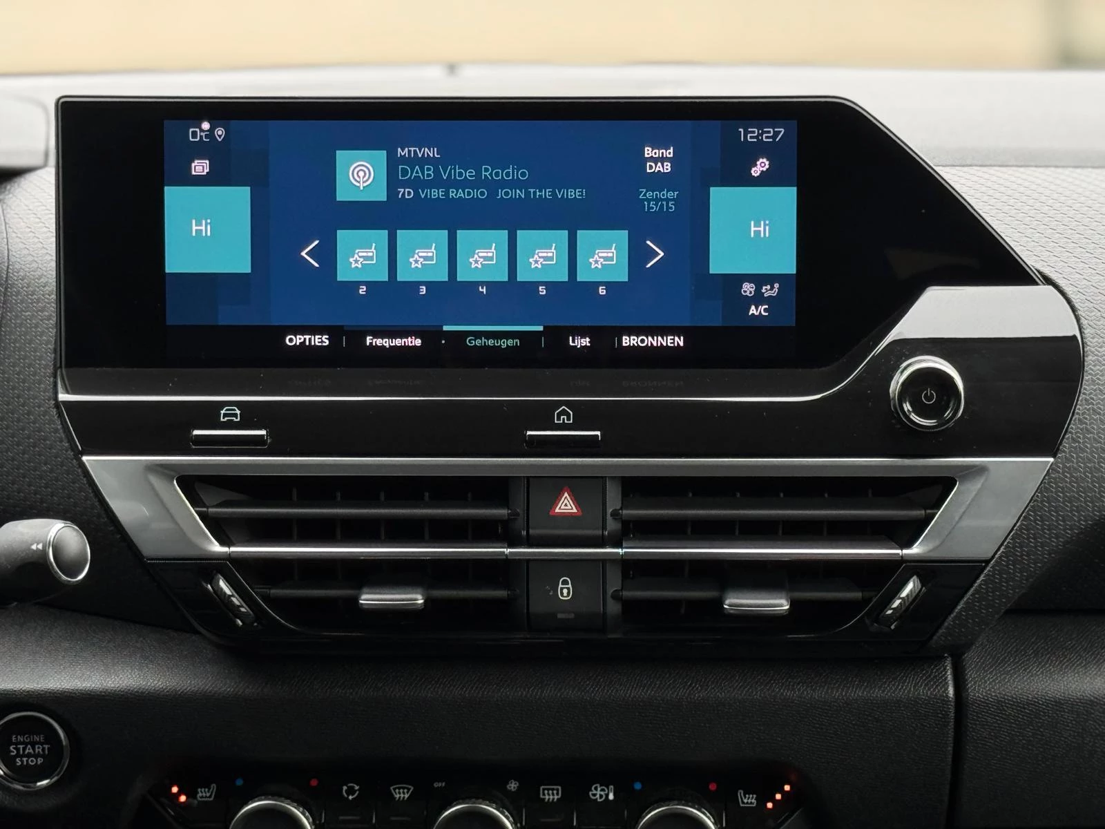 Hoofdafbeelding Citroën ë-C4