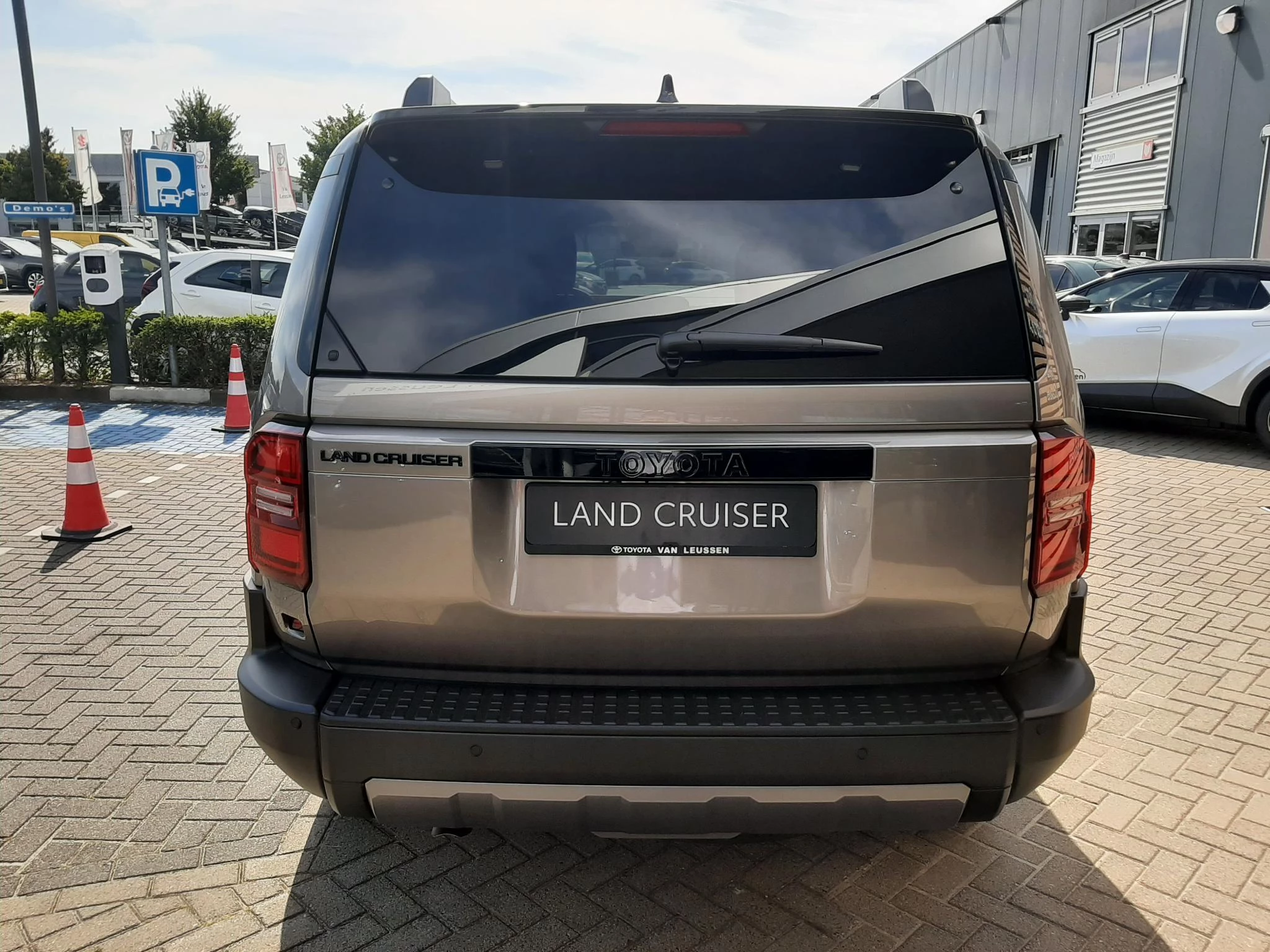 Hoofdafbeelding Toyota Land Cruiser