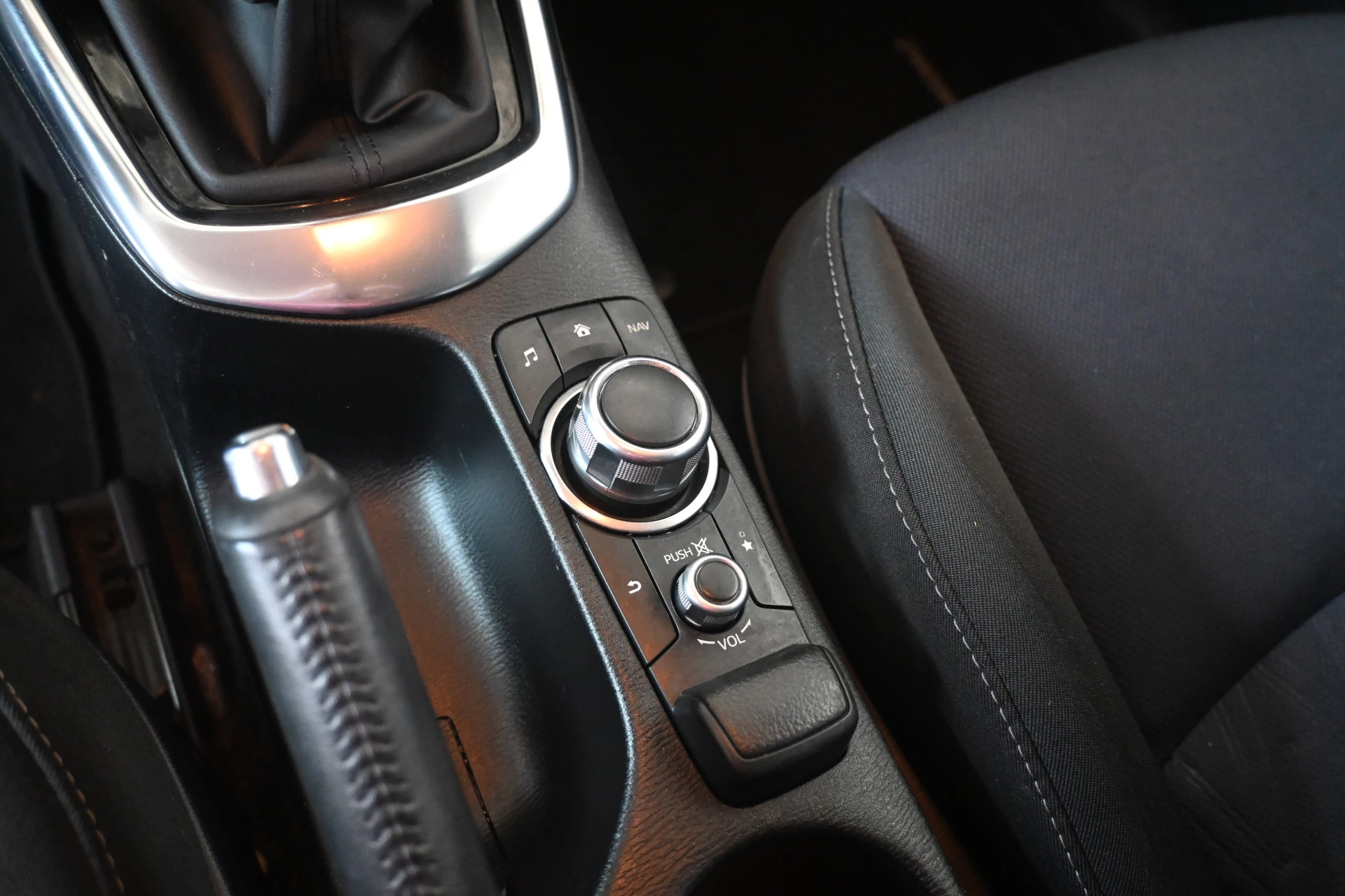 Hoofdafbeelding Mazda 2