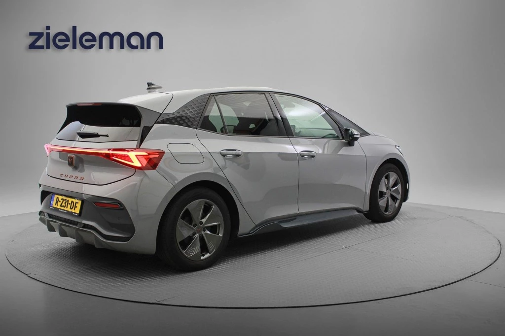 Hoofdafbeelding CUPRA Born