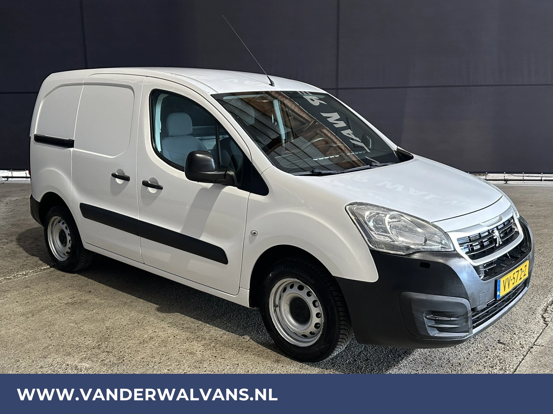 Hoofdafbeelding Peugeot Partner