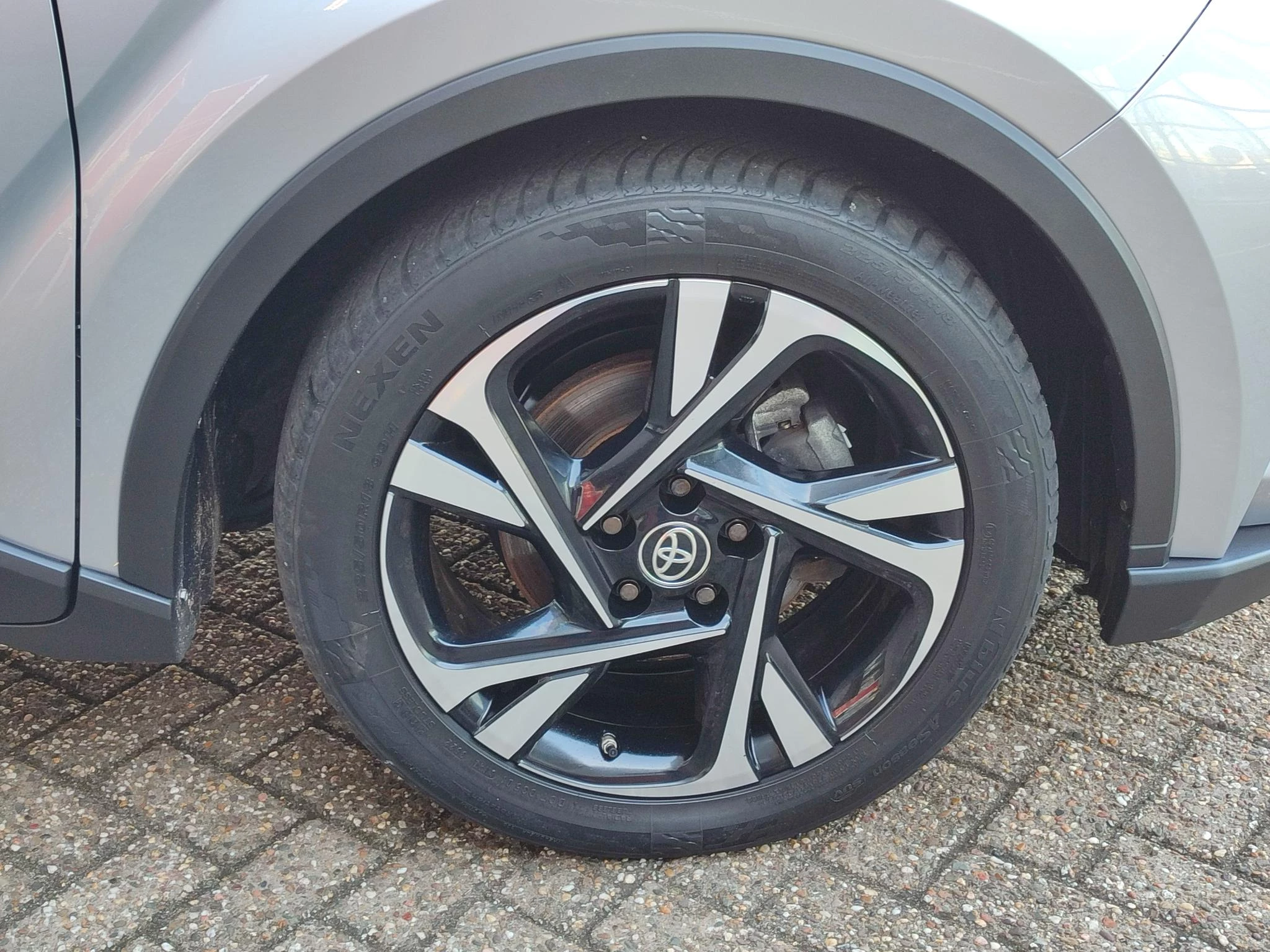 Hoofdafbeelding Toyota C-HR