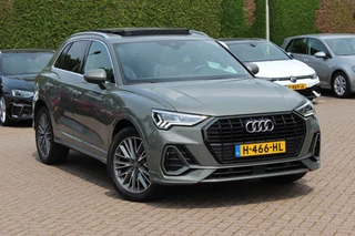 Audi Q3 45 TFSI quattro S Line edition one / Panoramadak / Camera / Keyless / B&O / Matrix LED / 19'' / CarPlay / Elektr. Stoelen / Sfeerverlichting / Dodehoek / DAB / Stoelverwarming / ACC